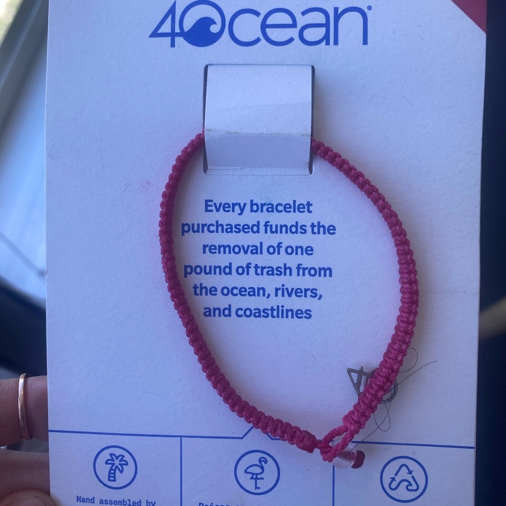 40ocean bracelet. Pink. New.
